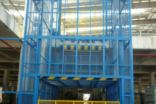 【華楠駿業(yè)】供應(yīng)液壓升降平臺(tái)，升降機(jī)，液壓升降機(jī)廠家直銷(xiāo)