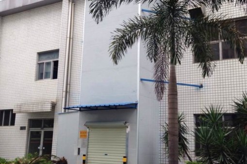 室外直頂式升降機(jī)，華楠駿業(yè)專(zhuān)業(yè)制作