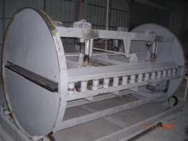 360度翻板機(jī)