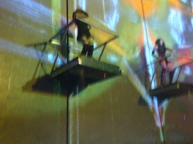 酒吧特殊升降舞臺