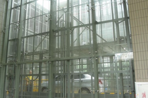 汽車升降機|汽車導(dǎo)軌升降機|汽車升降平臺