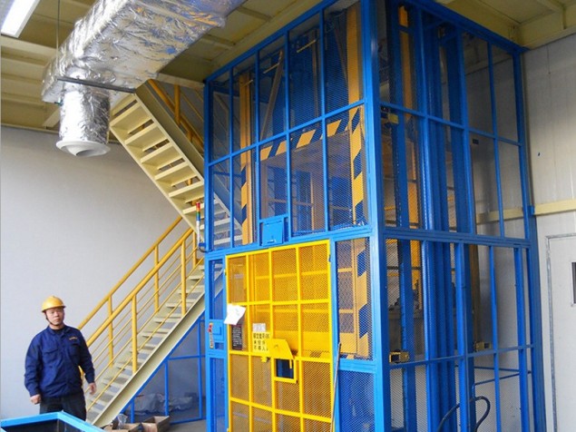 標(biāo)準(zhǔn)型升降機(jī) 智能控制系統(tǒng)升降平臺 無基坑操作簡易升降機(jī)