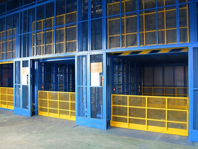 導(dǎo)軌式升降機廠家直銷 導(dǎo)軌直頂式升降機 直頂式封閉升降平臺