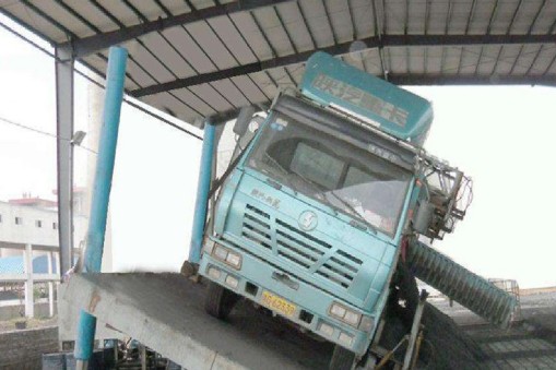 定制超大臺面的升降機(jī)有什么優(yōu)勢？