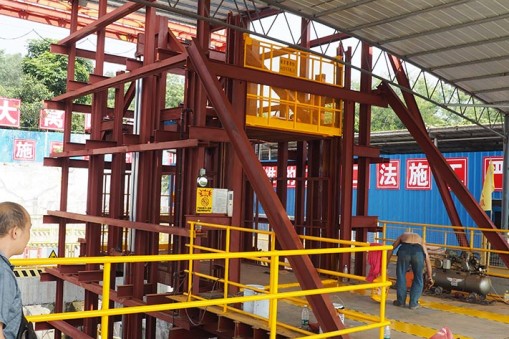 劃分升降機(jī)市場 華楠駿業(yè)銷售新策略