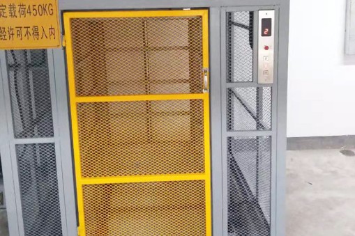 室外升降平臺(tái)車要做好防雨水措施