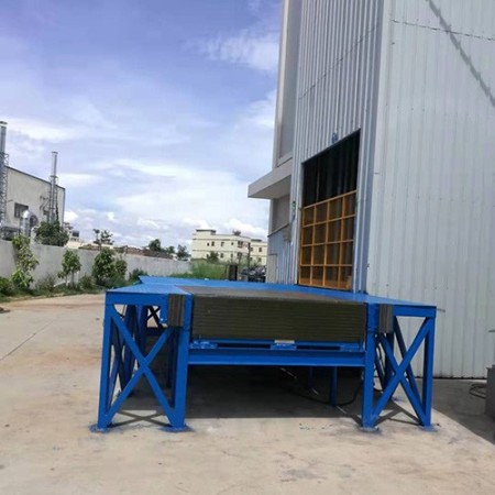 電子公司定制固定登車橋