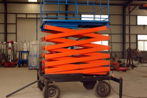 升降平臺車調(diào)節(jié)過程中需要注意什么？