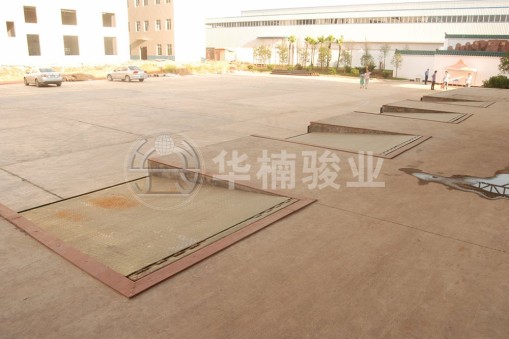 液壓登車橋出現(xiàn)傾斜現(xiàn)象有什么解決方法？