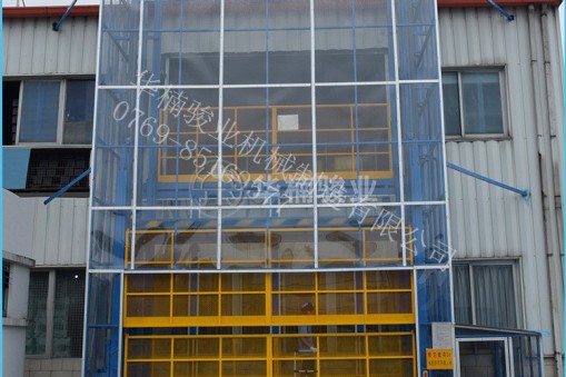 購買直頂式升降平臺時客戶關(guān)注要點有哪些？