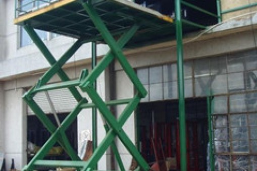 剪叉式升降平臺(tái)的性能怎么樣？