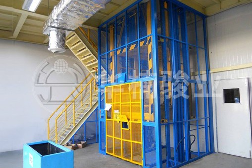 東莞直頂式升降機(jī)設(shè)計(jì)精良值得選購(gòu) 