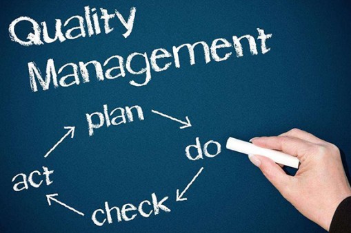 升降貨梯廠家華楠駿業(yè)用“品質(zhì)典范”創(chuàng)造增長(zhǎng)