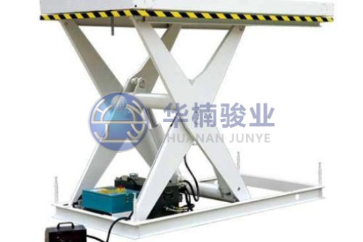 液壓升降平臺升降 旋轉(zhuǎn)機構(gòu)工作原理是什么？