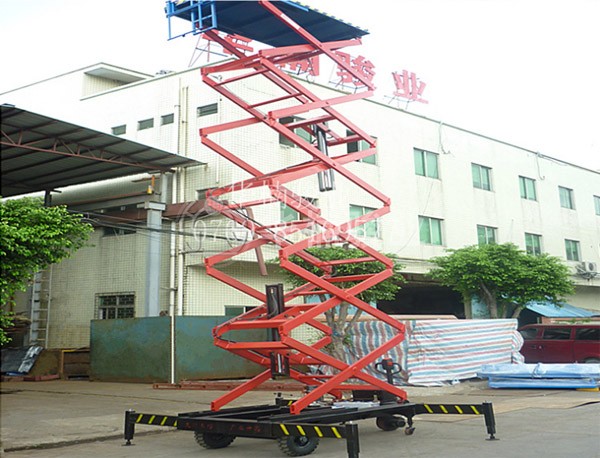 在酷暑中使用升降平臺(tái)要如何預(yù)防“中暑”