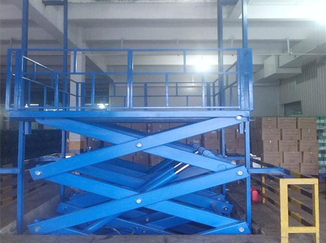 黑龍江升降機廠家、導(dǎo)軌式升降平臺廠家